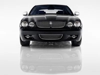 2009 Jaguar XJ Portfolio 11oz White Mug
