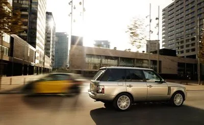 2010 Land Rover Range Rover Prints and Posters