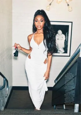 Normani White Water Bottle With Carabiner