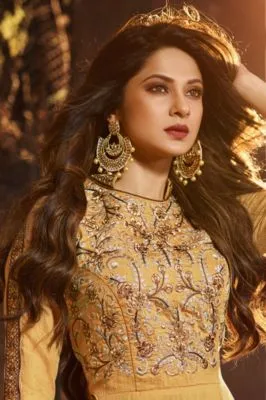 Jennifer Winget 14x17