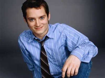 Elijah Wood 6x6