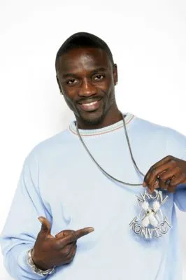 Akon Round Flask