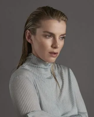 Betty Gilpin Poster