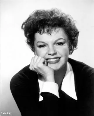 Judy Garland Round Flask