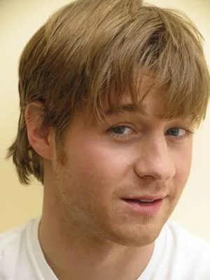 Benjamin McKenzie Poster