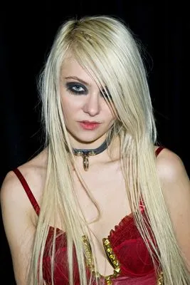 Taylor Momsen Prints and Posters