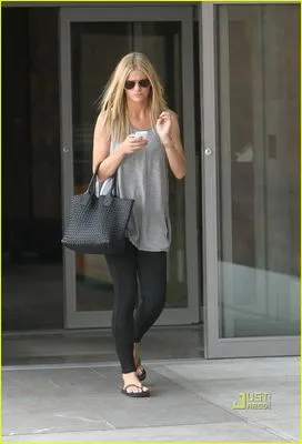 Brooklyn Decker Tote