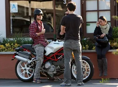 Jared Leto White Water Bottle With Carabiner