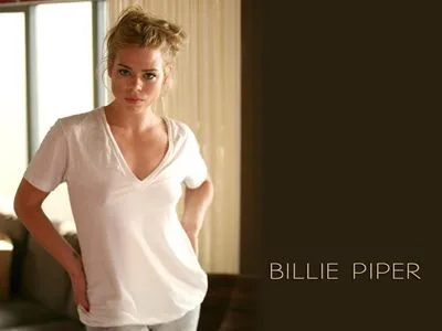 Billie Piper Women's Cut T-Shirt