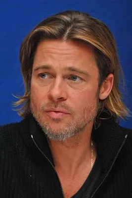 Brad Pitt Round Flask