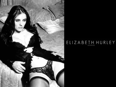 Elizabeth Hurley 6x6
