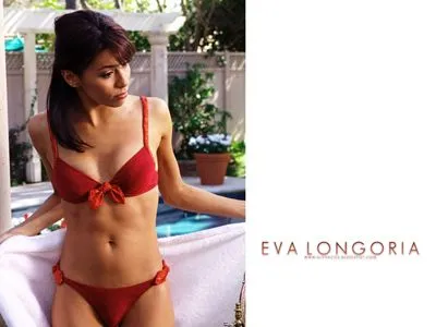 Eva Longoria 11oz Colored Rim & Handle Mug