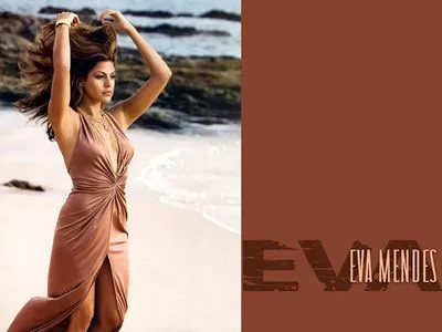 Eva Mendes Stainless Steel Water Bottle