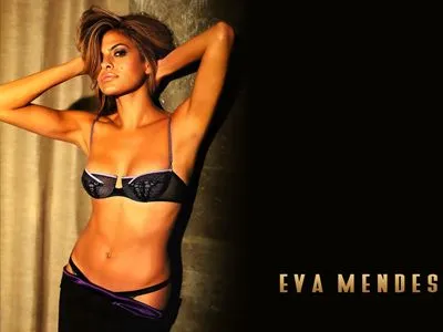 Eva Mendes 6x6