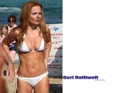 Geri Halliwell 16oz Frosted Beer Stein