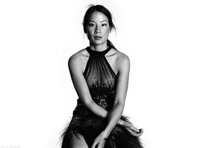 Lucy Liu 14x17