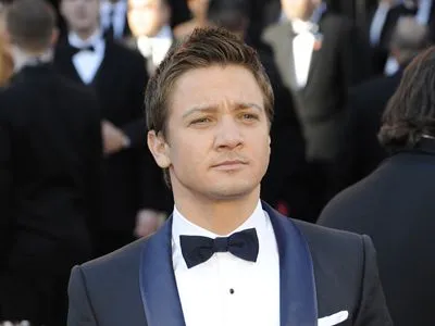 Jeremy Renner 12x12