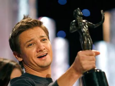 Jeremy Renner White Water Bottle With Carabiner