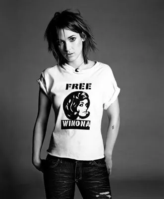 Winona Ryder Women's Junior Cut Crewneck T-Shirt