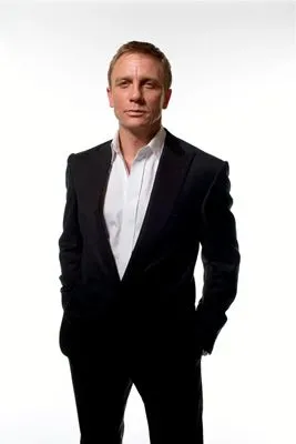 Daniel Craig 12x12
