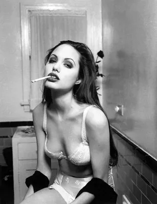 Angelina Jolie 6x6