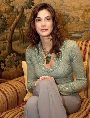 Teri Hatcher 14x17