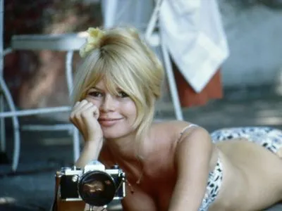 Brigitte Bardot White Water Bottle With Carabiner