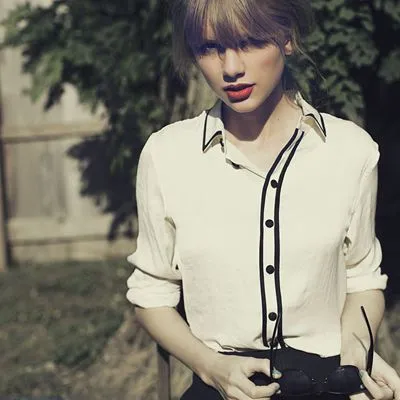 Taylor Swift 16oz Frosted Beer Stein