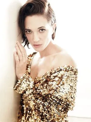 Asia Argento 6x6