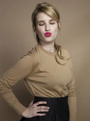 Emma Roberts 6x6