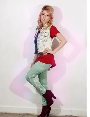 Jennette McCurdy Prints and Posters