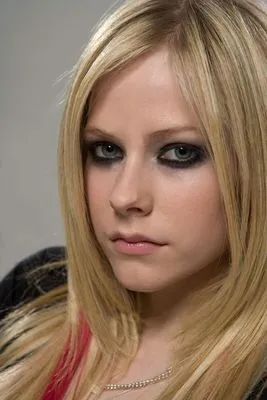 Avril Lavigne 6x6