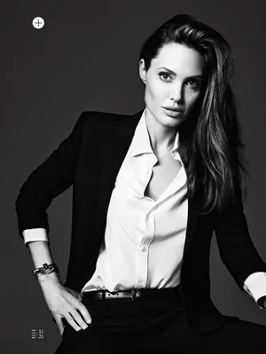 Angelina Jolie 14x17