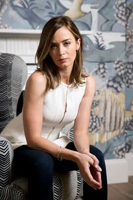 Emily Blunt 6x6