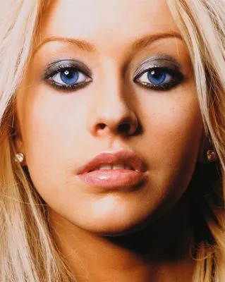 Christina Aguilera 6x6