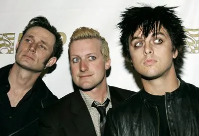 Green Day 11oz Colored Rim & Handle Mug
