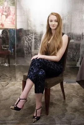 Sophie Turner White Water Bottle With Carabiner