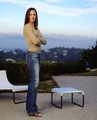 Jennifer Garner White Water Bottle With Carabiner