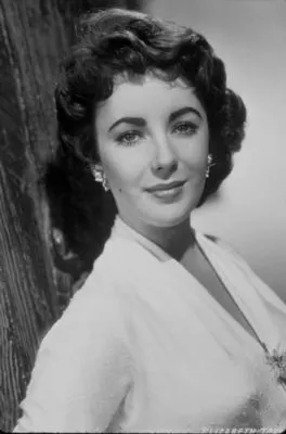 Elizabeth Taylor White Water Bottle With Carabiner