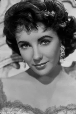 Elizabeth Taylor White Water Bottle With Carabiner