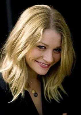 Emilie de Ravin Poster