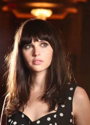 Felicity Jones 6x6