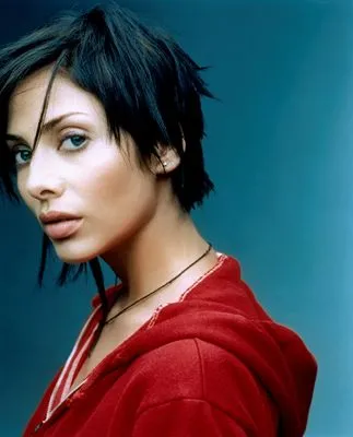 Natalie Imbruglia Prints and Posters