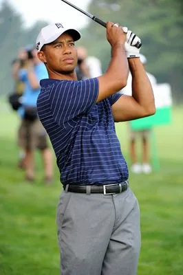 Tiger Woods 11oz Metallic Silver Mug