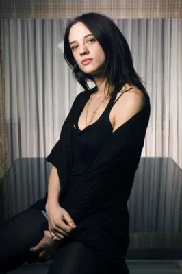 Asia Argento 6x6