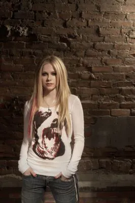 Avril Lavigne Men's V-Neck T-Shirt