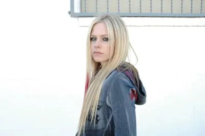 Avril Lavigne White Water Bottle With Carabiner