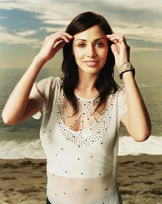 Natalie Imbruglia Prints and Posters