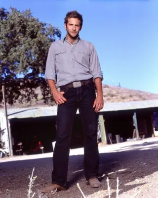 Bradley Cooper 6x6