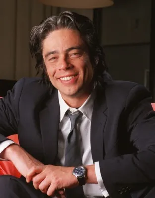 Benicio del Toro Round Flask